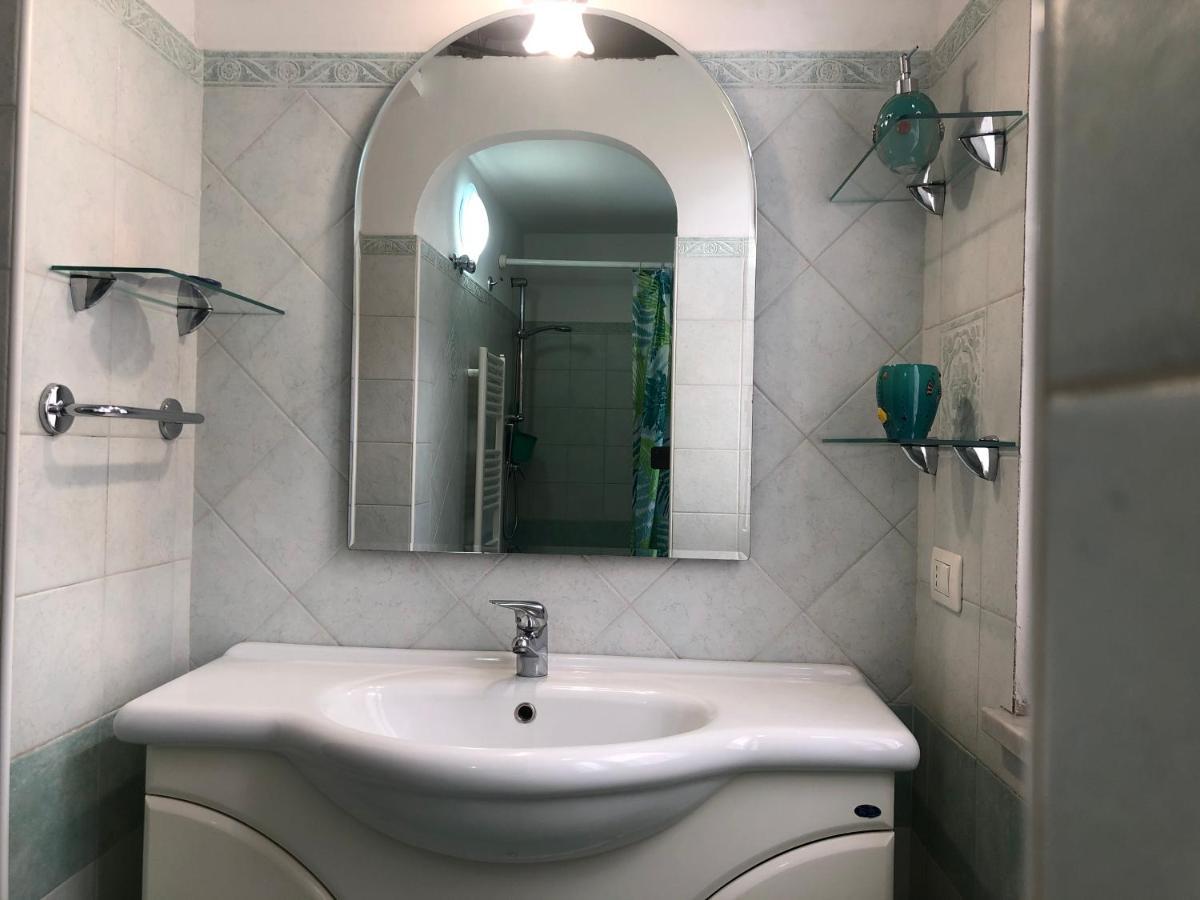 Mena Holiday House Villa Sant'Agnello Buitenkant foto