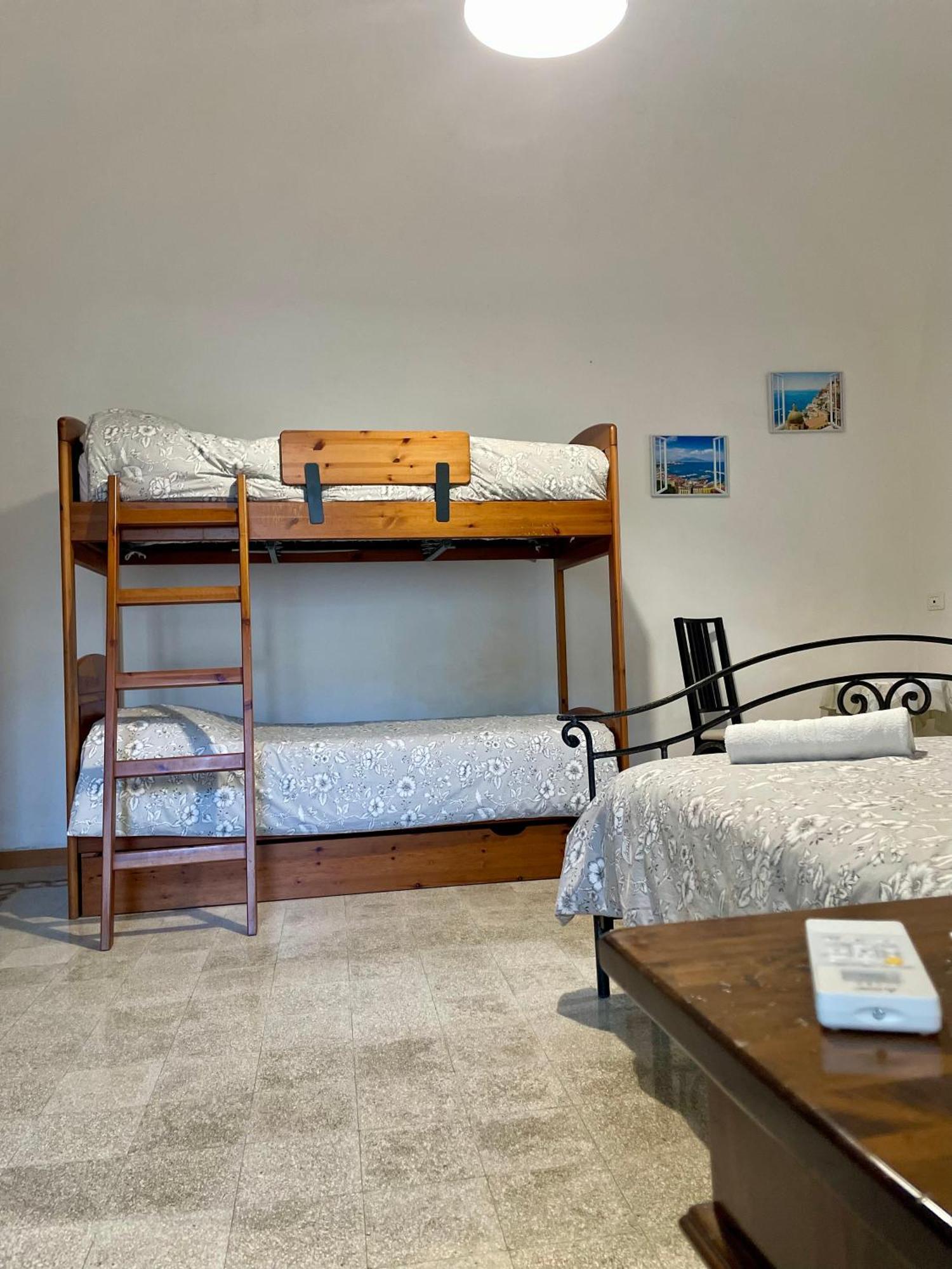 Mena Holiday House Villa Sant'Agnello Buitenkant foto